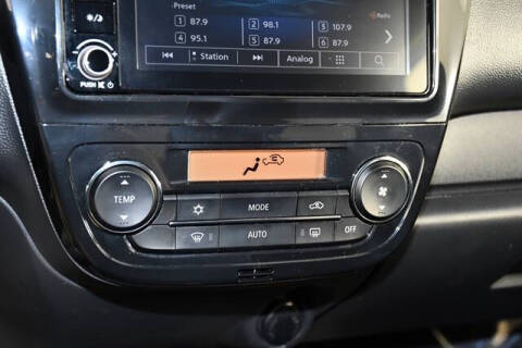 2024 Mitsubishi Mirage LE