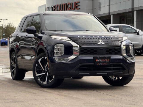 2023 Mitsubishi Outlander SE