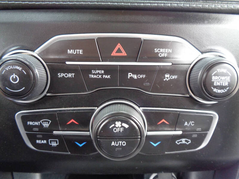 2020 Dodge Charger SXT