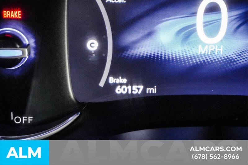 2024 Chrysler Pacifica Plug-In Hybrid Select