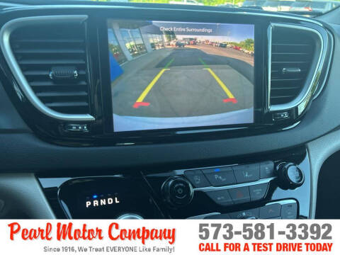2024 Chrysler Pacifica Touring L