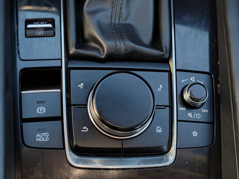 2023 Mazda Mazda3 Sedan 2.5 S Carbon Edition