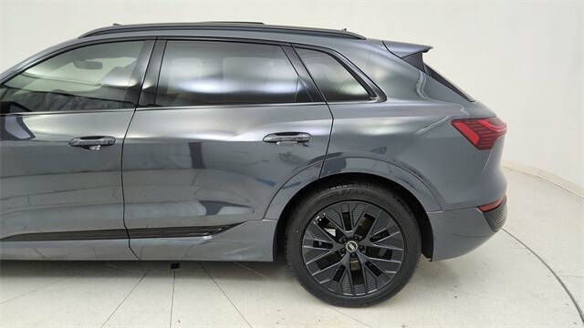 2024 Audi Q8 e-tron quattro Prestige