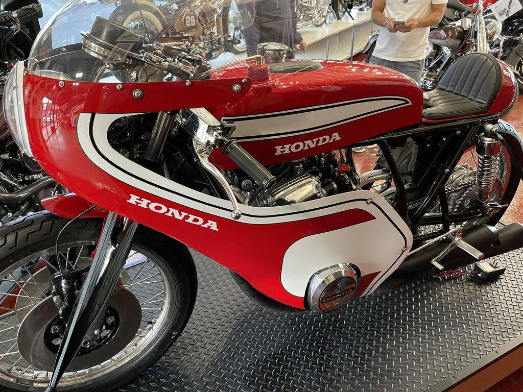 1974 Honda CR750-K4 Re-Creation 16