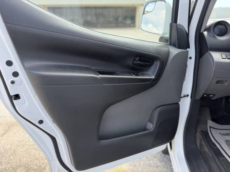 2020 Nissan NV200