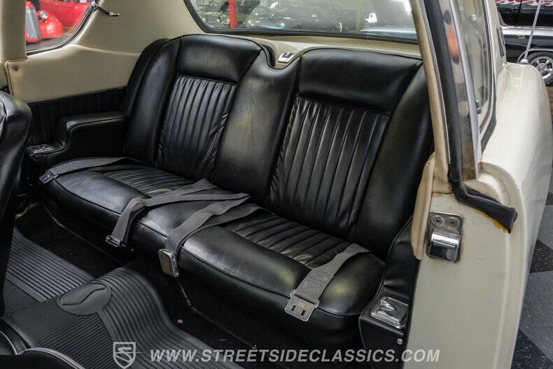 1963 Studebaker Avanti