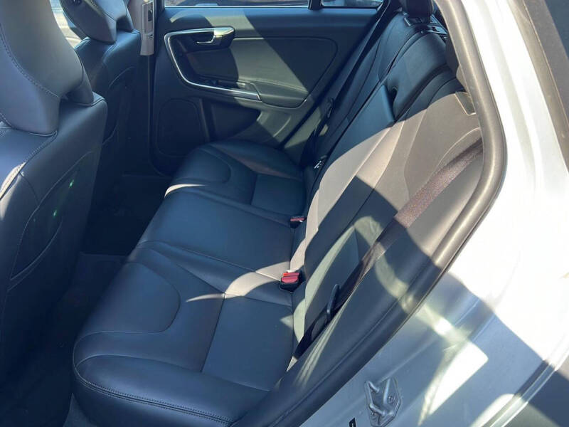 2015 Volvo V60 T5 Drive-E Premier