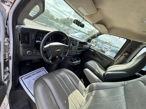 2020 Chevrolet Express 2500