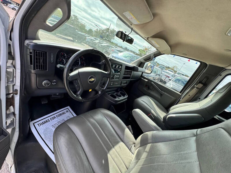 2020 Chevrolet Express 2500