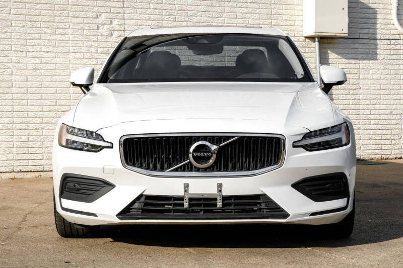 2020 Volvo S60 T5 Momentum