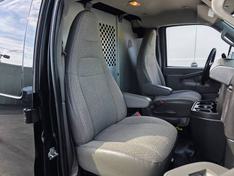 2023 GMC Savana 3500