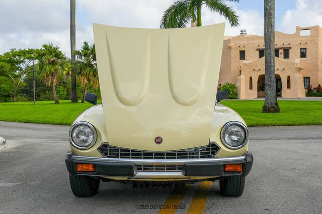 1982 FIAT 2000 Spider