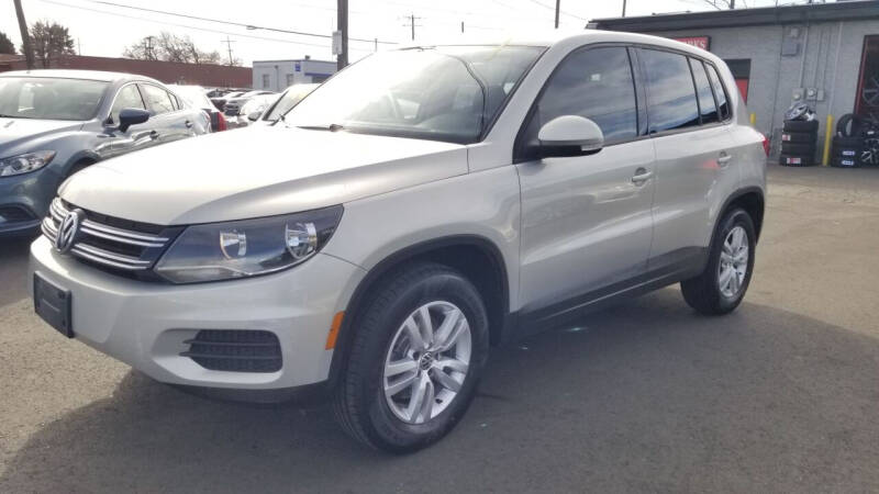 2013 Volkswagen Tiguan for sale at LA Motors LLC in Denver CO