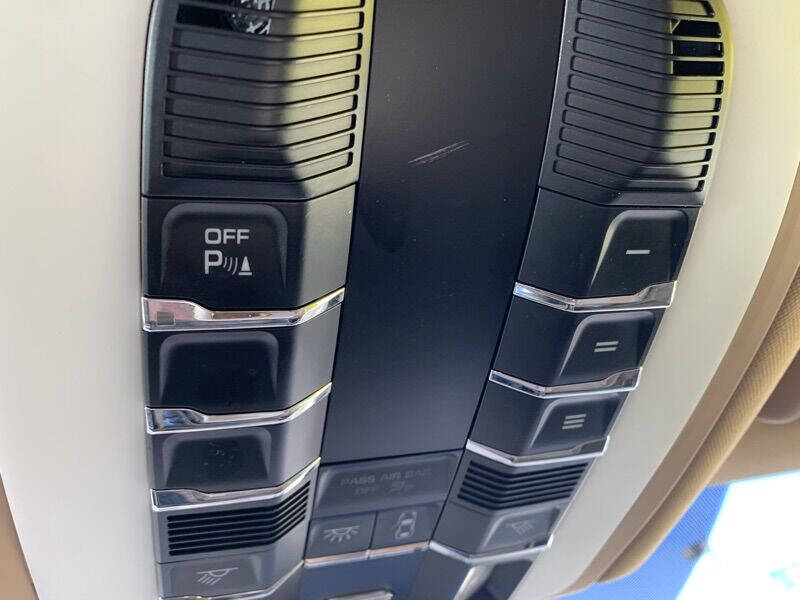 2015 Porsche Macan S