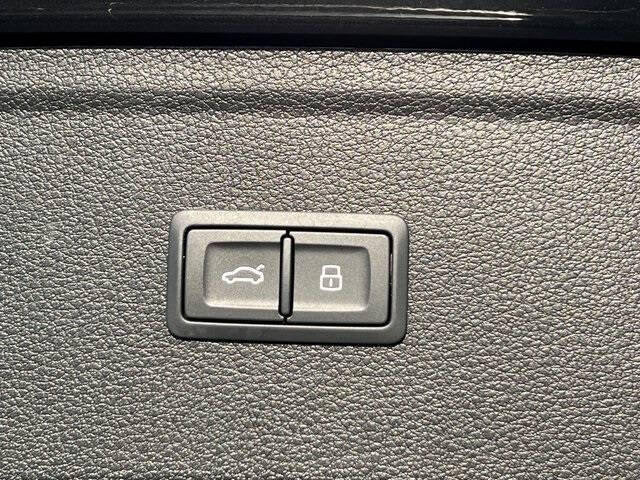 2024 Audi Q5 quattro S line Prem Plus 45 TFSI