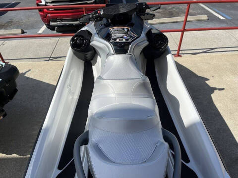 2025 Sea-Doo GTX Limited 325