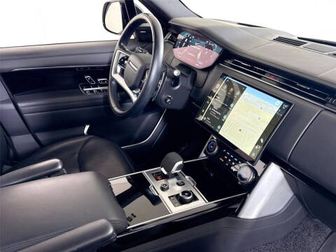 2023 Land Rover Range Rover P530 SE