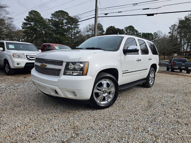 2009 Chevrolet Tahoe LTZ's photo