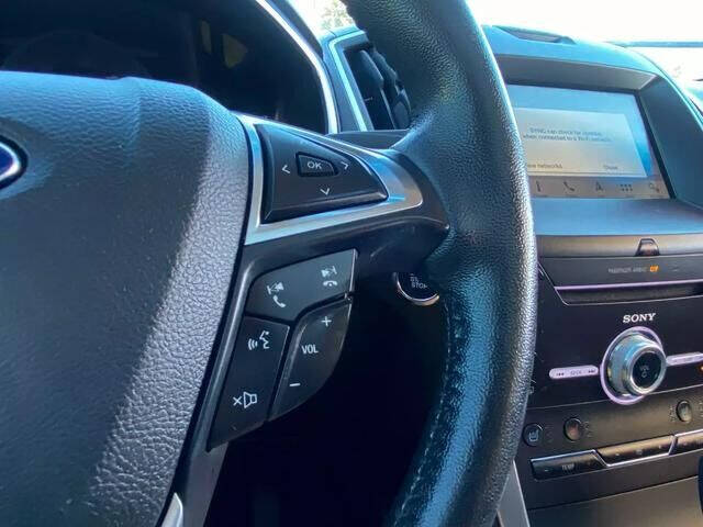 2017 Ford Edge Titanium