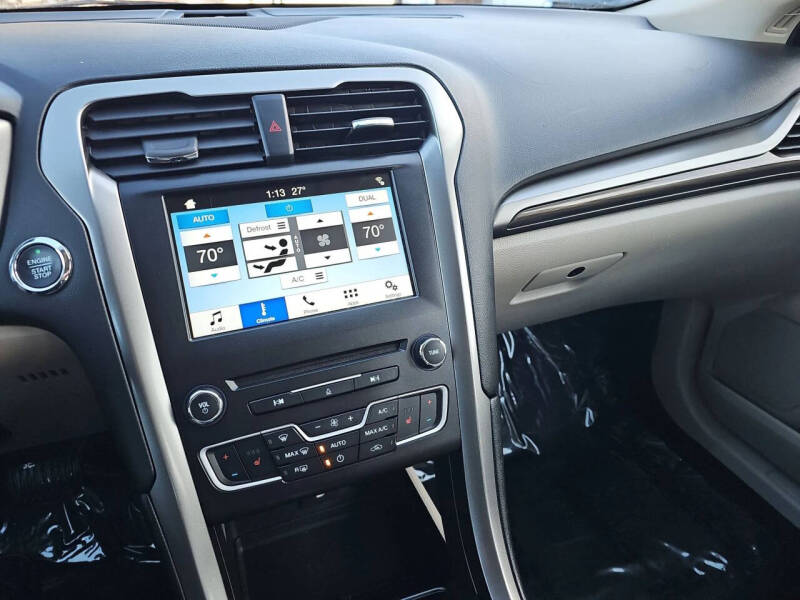 2017 Ford Fusion Energi SE Luxury