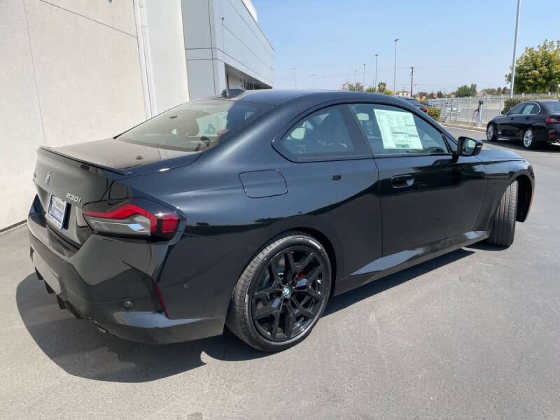 2025 BMW 2 Series 230i xDrive