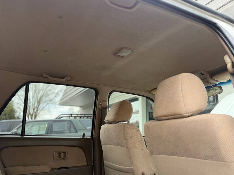2002 Toyota 4Runner SR5