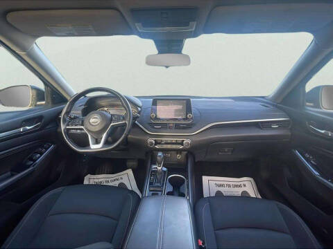 2021 Nissan Altima 2.5 SV