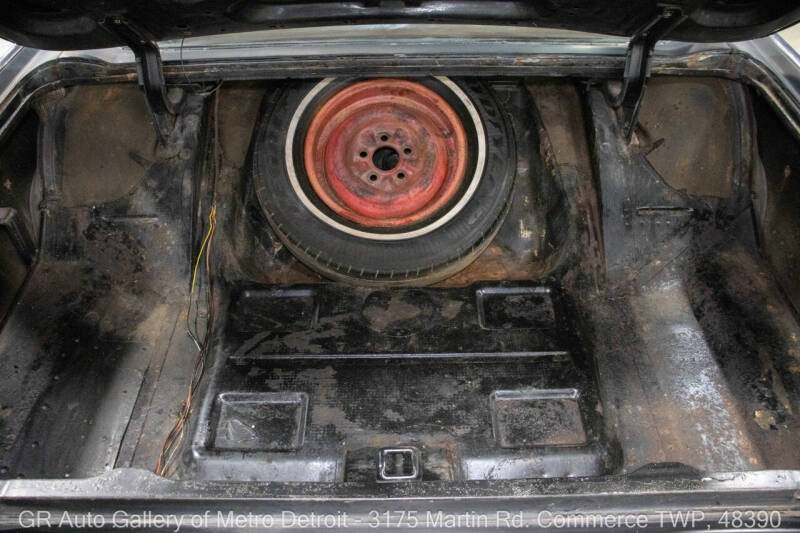 1961 Ford Thunderbird