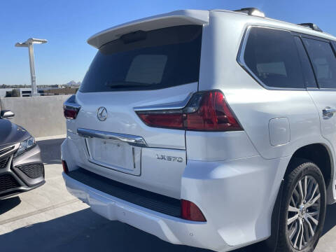 2018 Lexus LX 570