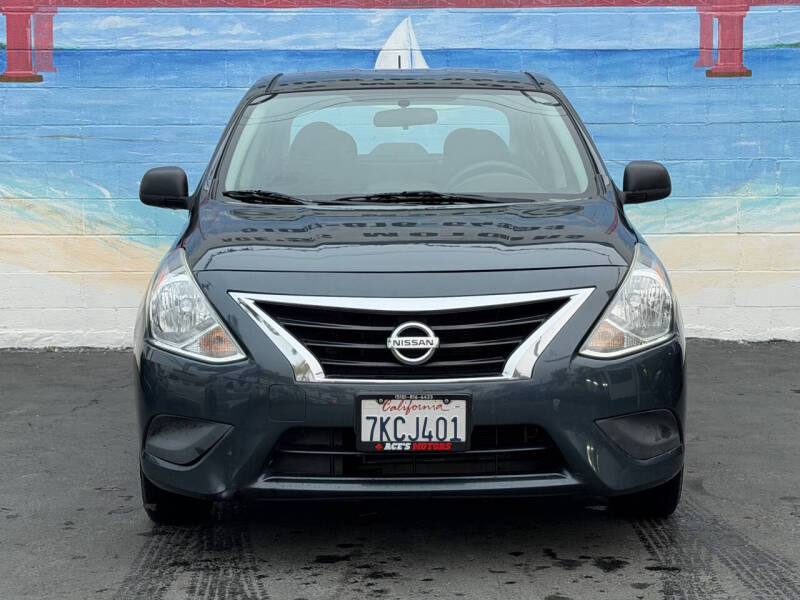 2015 Nissan Versa 1.6 S