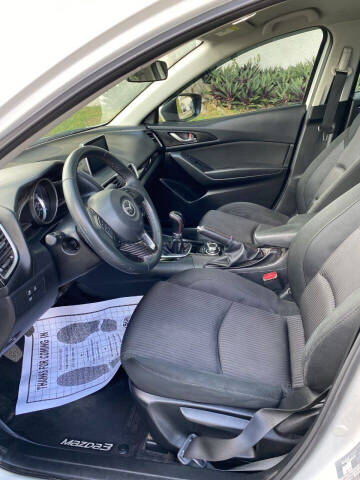 2015 Mazda MAZDA3 i Touring