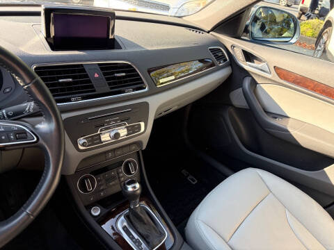 2018 Audi Q3 2.0T quattro Sport Premium Plus