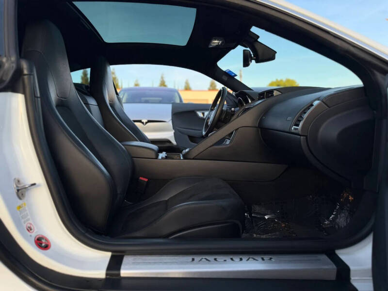 2015 Jaguar F-TYPE