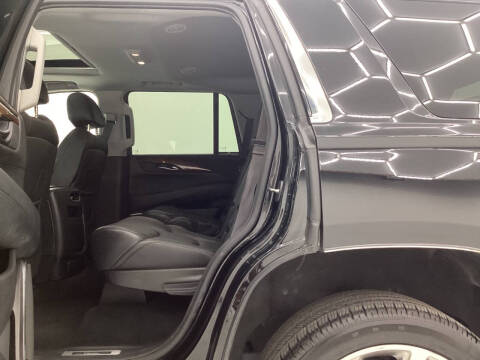 2017 Cadillac Escalade Luxury