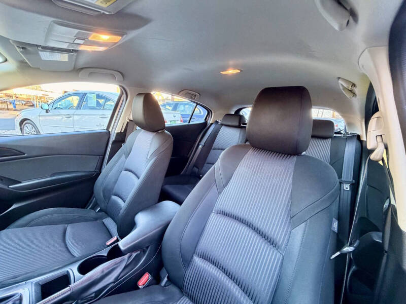 2014 Mazda MAZDA3 i Touring