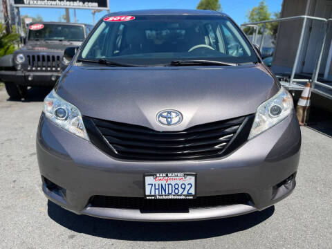 2012 Toyota Sienna