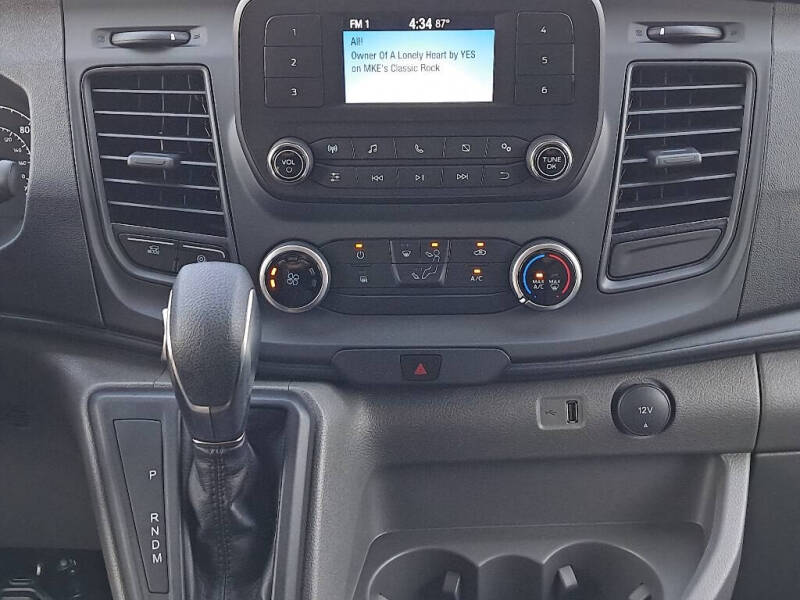 2025 Ford Transit 250