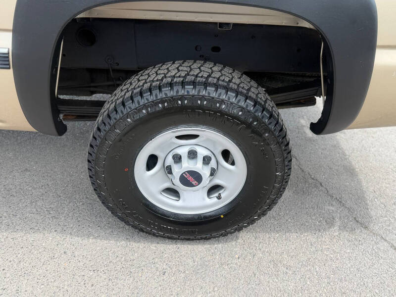 2006 GMC Sierra 2500HD SL1