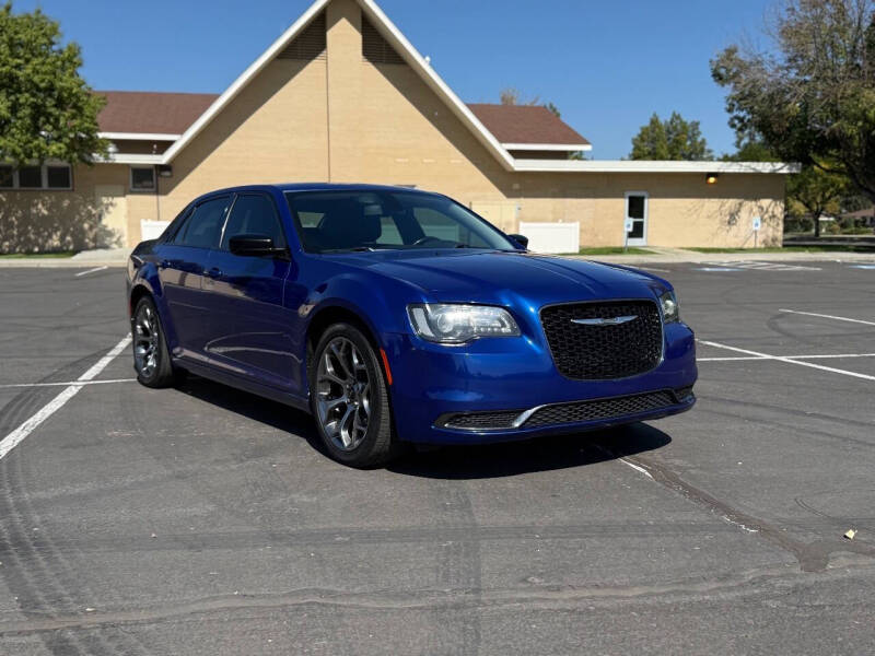 2018 Chrysler 300 Touring