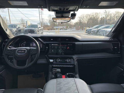 2025 GMC Sierra 1500 AT4X