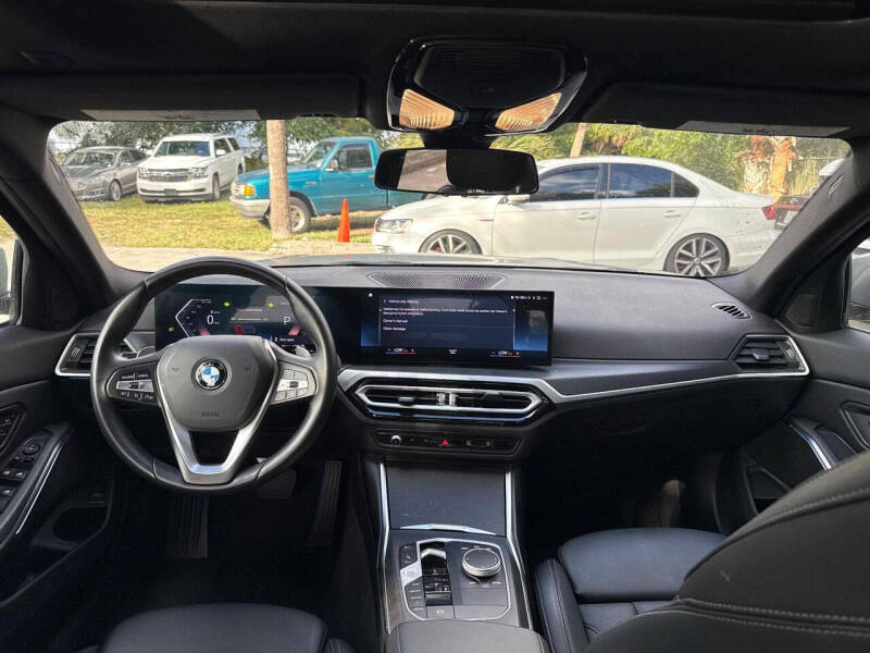 2024 BMW 3 Series 330i