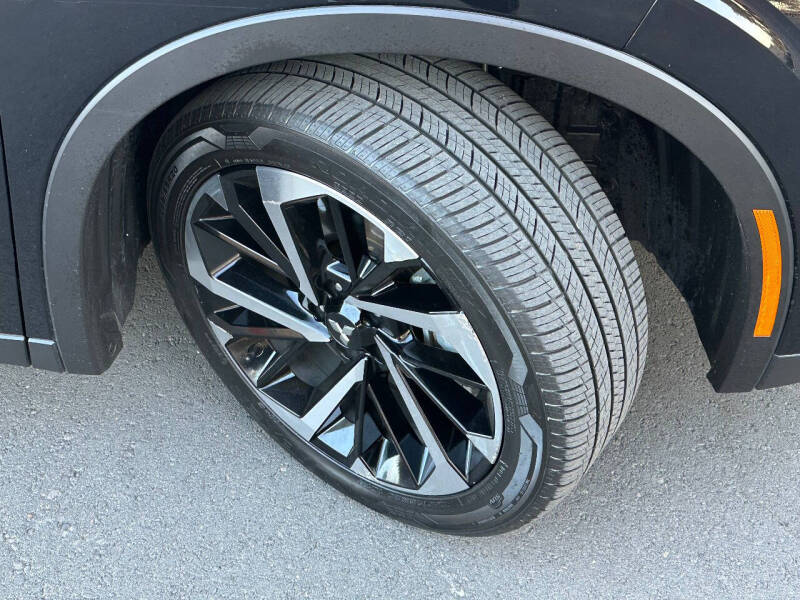 2023 Mitsubishi Outlander PHEV SE