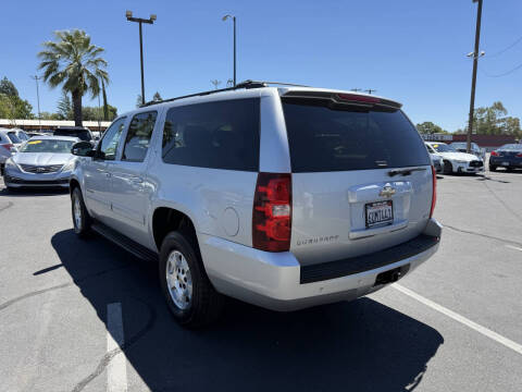 2011 Chevrolet Suburban LT