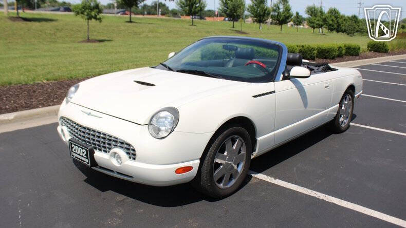 2002 Ford Thunderbird Deluxe