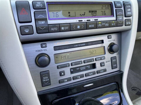 2004 Lexus SC 430