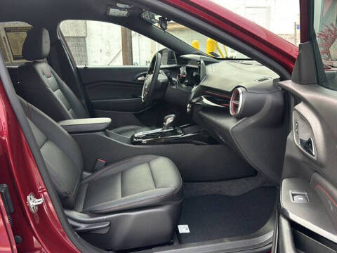 2025 Chevrolet Trax RS