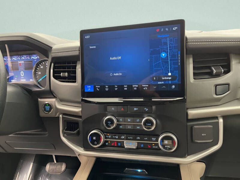2024 Ford Expedition MAX XLT