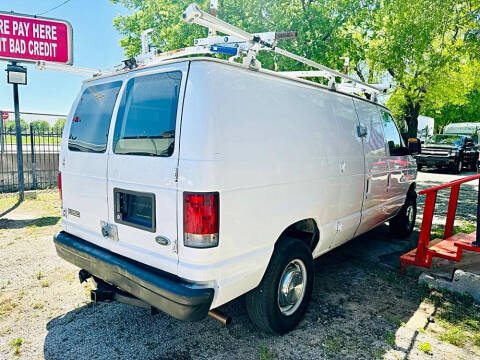 2005 Ford E-Series E-250