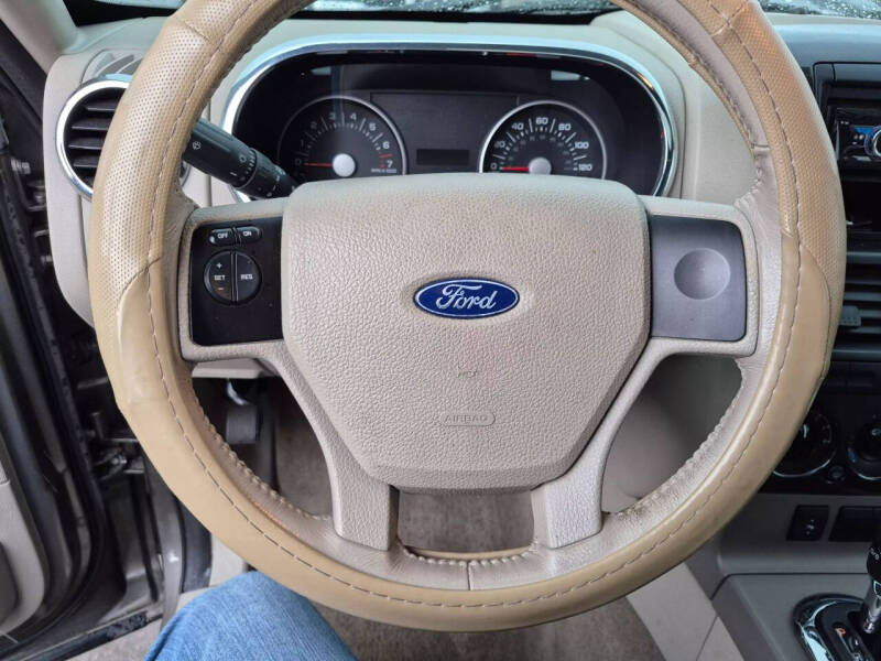 2006 Ford Explorer XLT