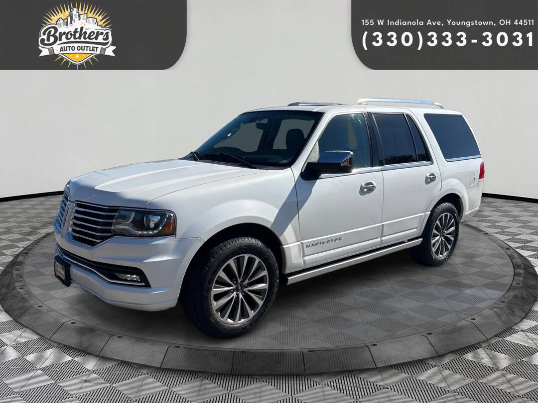 2015 Lincoln Navigator Base 4x4 4dr SUV 1
